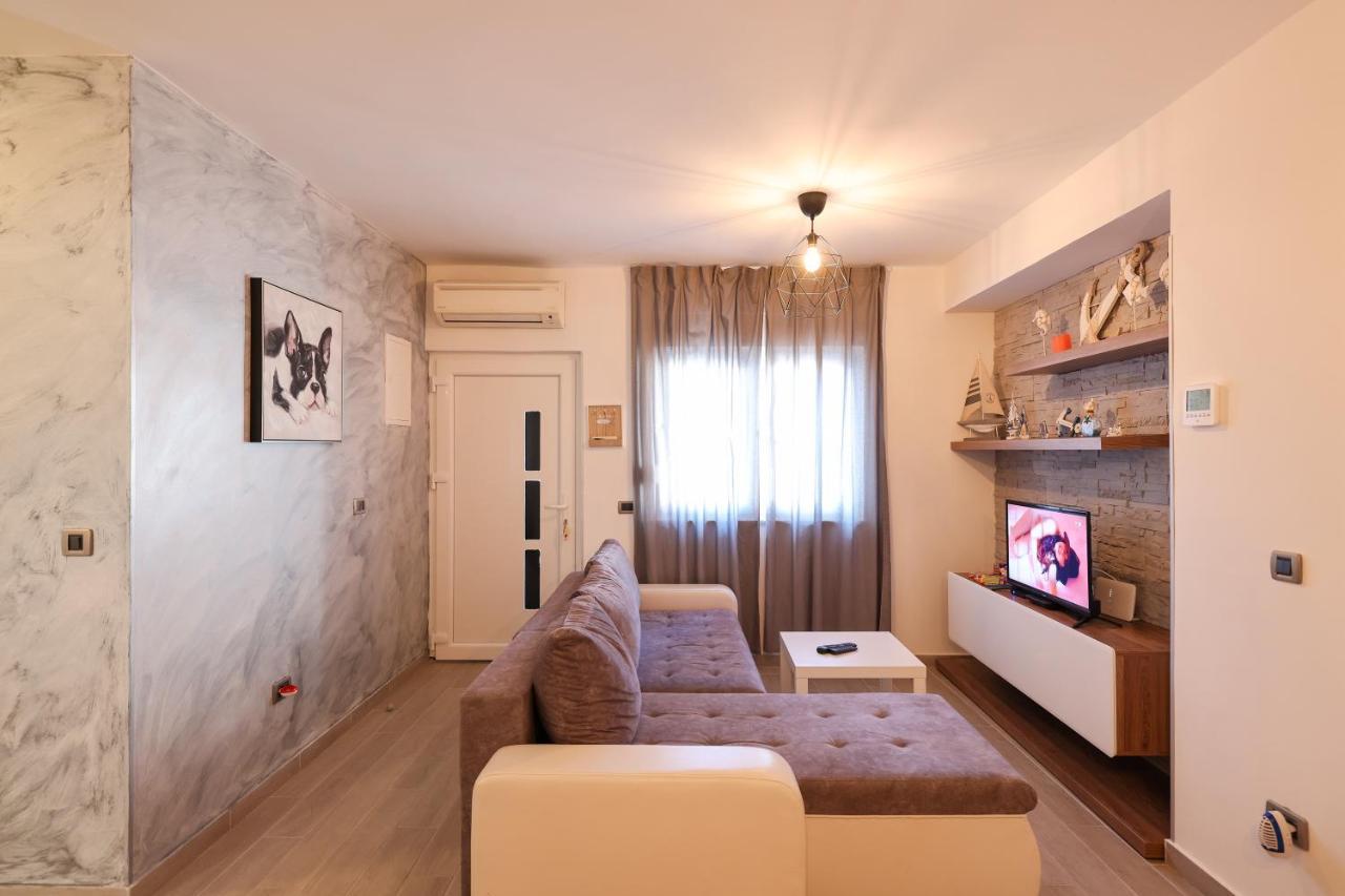 Coco Apartamento Pirovac Exterior foto